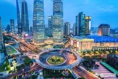 上海和深圳哪个更时尚更现代？
