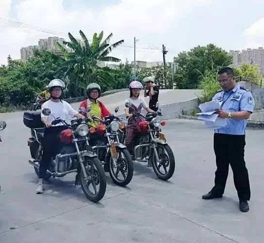深圳摩托车驾照怎么考？